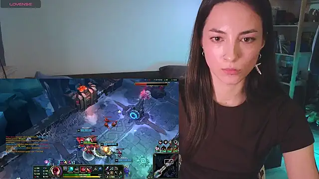 Snapshot of Space_X_Roxy_ chatting on 03-03-25, 08:11 Space X Roxy online show from 03-03-25, 08:11