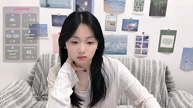 Snapshot of LiLiYbaby chatting on 09-15-25, 06:03 LiLiYbaby online show from 09-15-25, 06:03