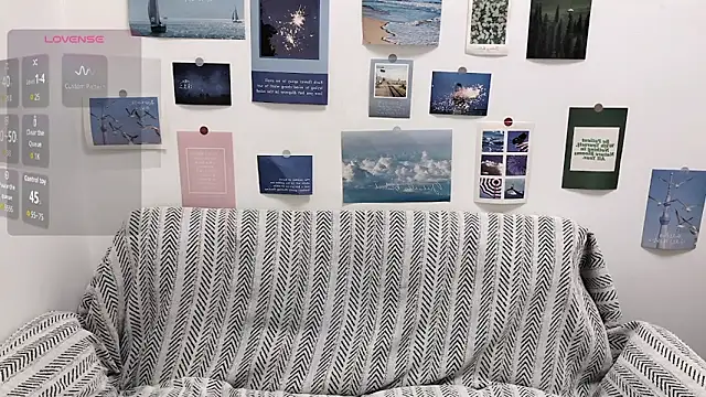 Snapshot of LiLiYbaby chatting on 09-12-25, 06:13 LiLiYbaby online show from 09-12-25, 06:13