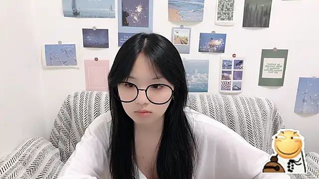 Snapshot of LiLiYbaby chatting on 09-29-25, 06:20 LiLiYbaby online show from 09-29-25, 06:20