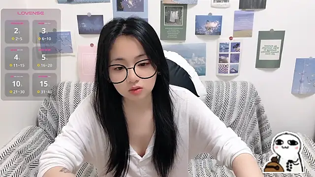 LiLiYbaby online show from 04-10-26, 06:42