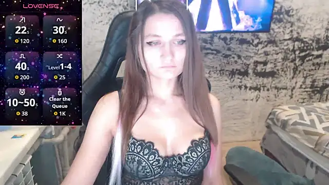 Snapshot of PamelaYoun chatting on 10-17-25, 06:21 PamelaYoun online show from 10-17-25, 06:21