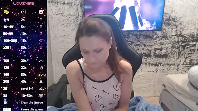 Snapshot of PamelaYoun chatting on 11-06-25, 03:16 PamelaYoun online show from 11-06-25, 03:16