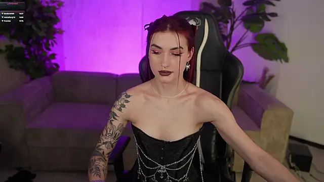 Magnetic Mia  online show from 02-08-26, 12:19