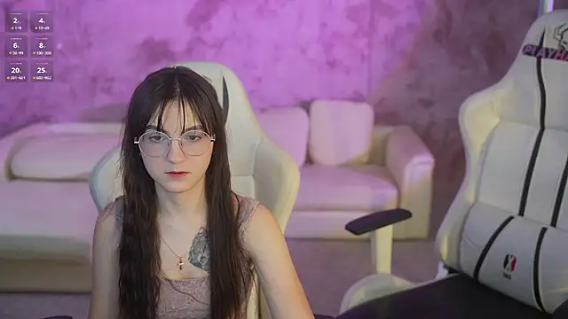 Magnetic Mia  online show from 03-08-26, 03:10