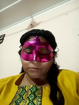 Snapshot of Punjabi_beauty123 chatting on 02-13-25, 09:51 Punjabi beauty123 online show from 02-13-25, 09:51