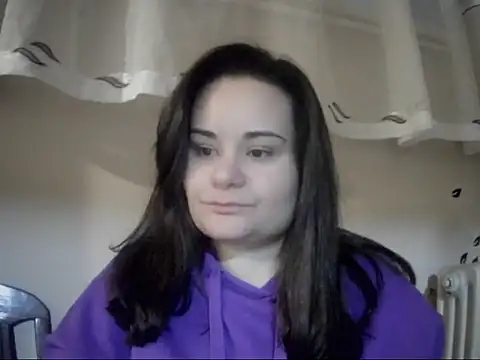 AalinnaK online show from 02-11-26, 04:07