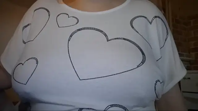 AalinnaK online show from 01-10-26, 12:06