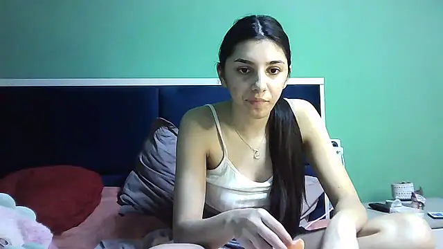 Snapshot of Ahotkittyxxx chatting on 01-06-25, 05:16 Ahotkittyxxx online show from 01-06-25, 05:16