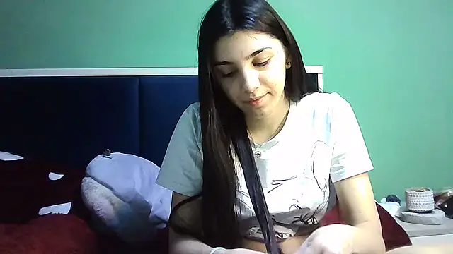 Snapshot of Ahotkittyxxx chatting on 12-28-24, 10:58 Ahotkittyxxx online show from 12-28-24, 10:58