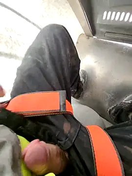 omarito100 online show from 11-28-25, 10:37