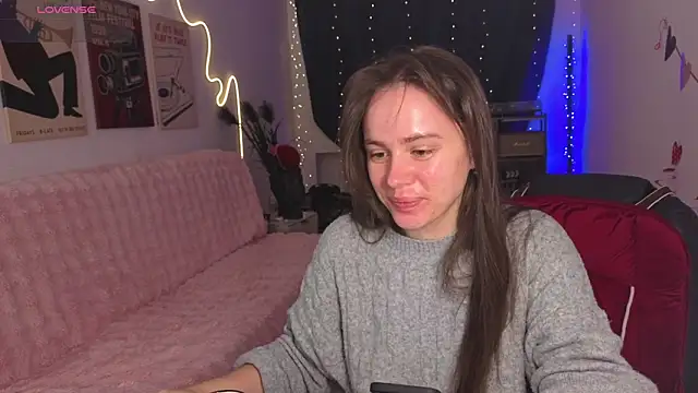 Emillias online show from 02-19-26, 08:00