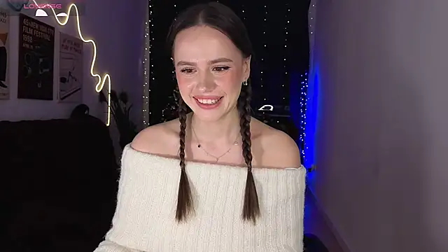 Emillias online show from 12-05-25, 02:04