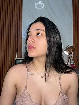 Snapshot of floriamANDjazmin chatting on 07-08-26, 02:46 floriamANDjazmin online show from 07-08-26, 02:46