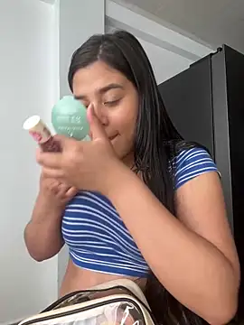 floriamANDjazmin online show from 03-15-26, 08:49