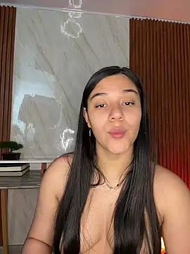 floriamANDjazmin online show from 05-08-26, 07:06