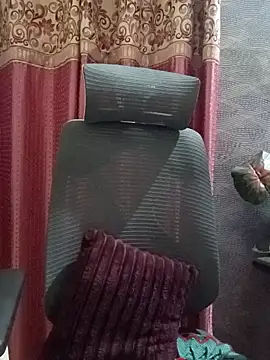 Snapshot of Indian_Jaan chatting on 06-17-26, 05:56 Indian Jaan online show from 06-17-26, 05:56