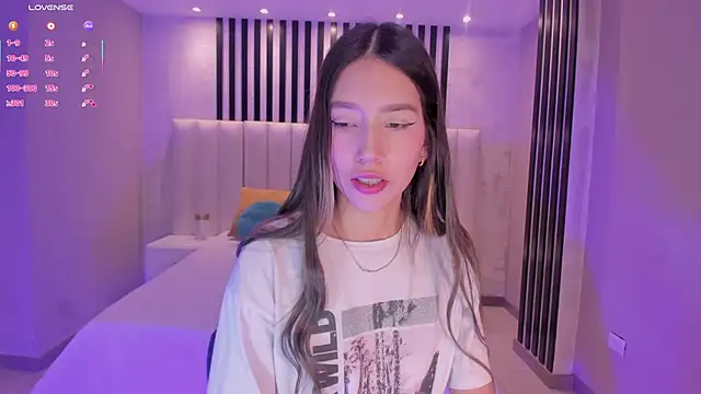 TaraLawrence online show from 11-30-25, 04:57