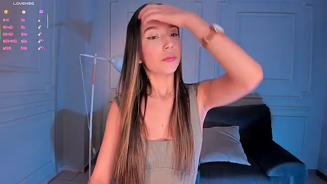 TaraLawrence online show from 12-17-25, 03:55