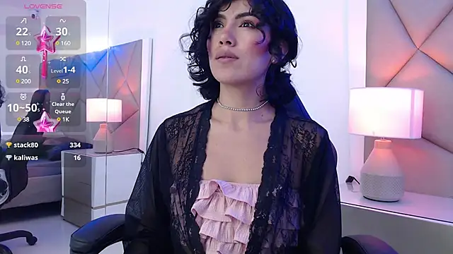 Snapshot of LeeThompson_ chatting on 02-23-25, 04:13 LeeThompson  online show from 02-23-25, 04:13