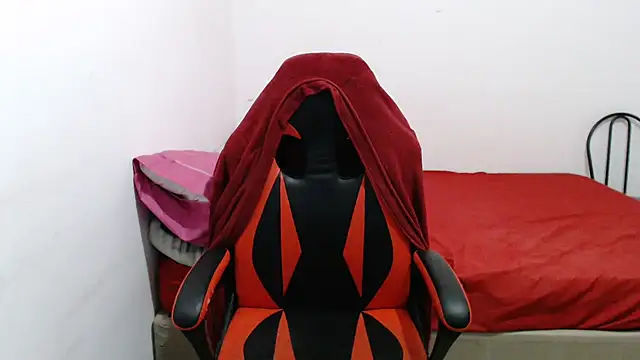 madelyn30 online show from 04-07-26, 08:49