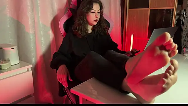 Snapshot of misswishh_ chatting on 10-03-25, 05:47 misswishh online show from 10-03-25, 05:47