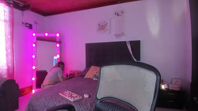 miss julietaa online show from 02-16-26, 03:32