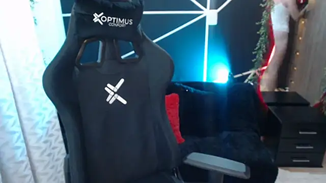 LUCY LI online show from 11-15-25, 07:07