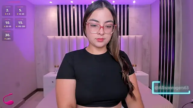 Snapshot of AllisonRogersX chatting on 07-10-26, 12:05 AllisonRogersX online show from 07-10-26, 12:05
