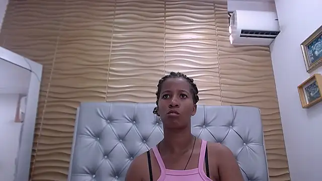 AshantiHopsom online show from 12-05-24, 07:11