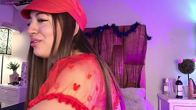 SweetBonniie online show from 10-31-25, 02:13