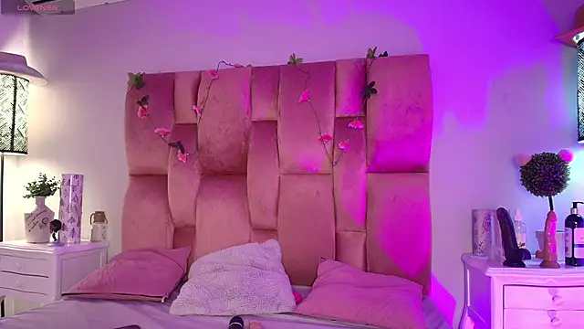 SweetBonniie online show from 10-24-25, 11:53