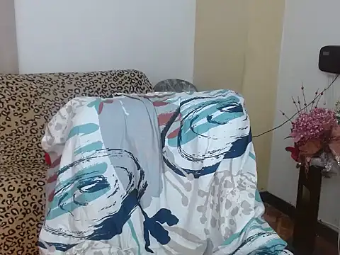  melisaa  online show from 12-18-25, 07:29