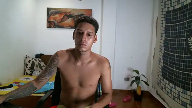 Snapshot of JacobandChloee chatting on 03-17-25, 07:46 JacobandChloee online show from 03-17-25, 07:46