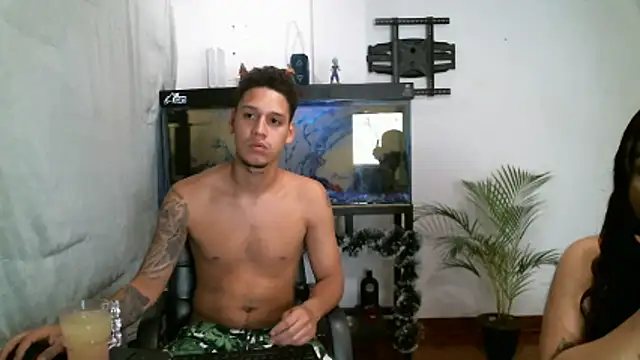 JacobandChloee online show from 12-21-25, 08:42