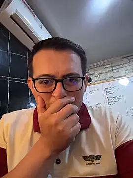 Chrisda18 online show from 03-12-26, 08:57