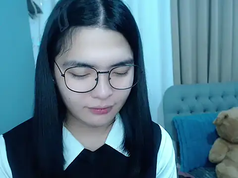Snapshot of zhaviahale21 chatting on 10-14-25, 06:14 zhaviahale21 online show from 10-14-25, 06:14