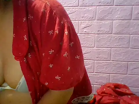 Snapshot of Mimi18x chatting on 06-21-26, 03:23 Mimi18x online show from 06-21-26, 03:23
