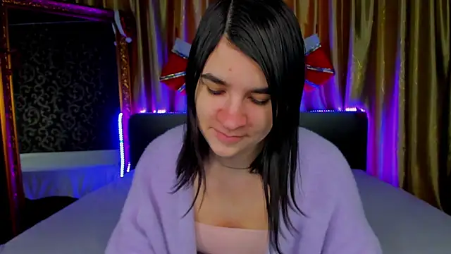  Polly Love  online show from 01-18-26, 07:12