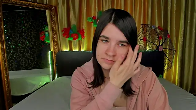  Polly Love  online show from 04-05-26, 06:20