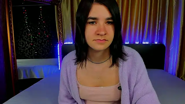  Polly Love  online show from 10-12-25, 06:15