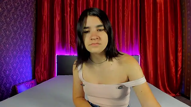  Polly Love  online show from 10-07-25, 06:25