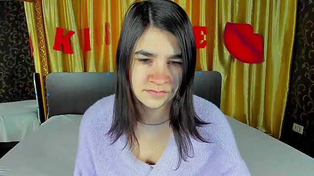  Polly Love  online show from 02-11-26, 06:57