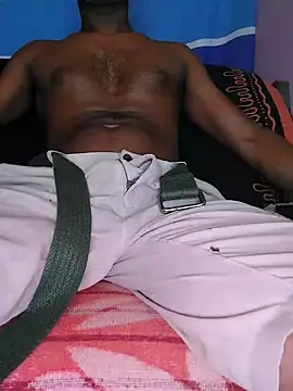 Snapshot of touldad chatting on 02-10-25, 09:04 touldad online show from 02-10-25, 09:04