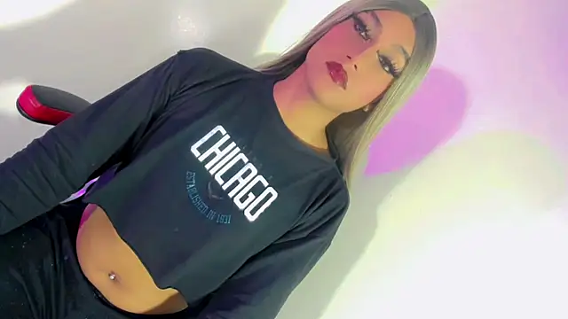 Snapshot of Sabrina_gil_ chatting on 01-31-25, 07:40 Sabrina gil online show from 01-31-25, 07:40