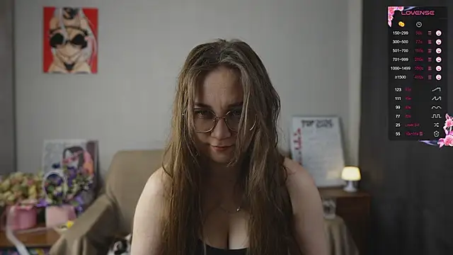 Miatiny online show from 03-25-26, 08:19