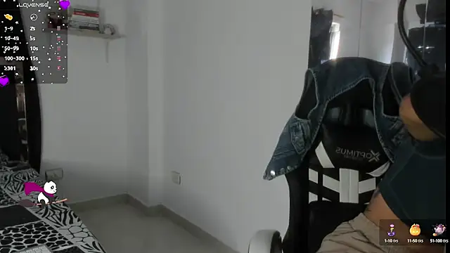 Moon Sammy online show from 10-17-25, 01:13