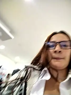 SAMANTHA-16  online show from 01-13-26, 12:09