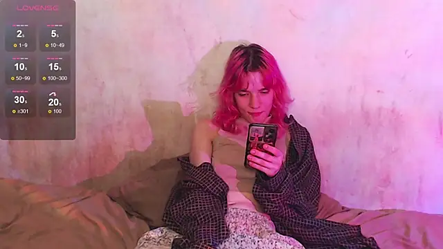 Robin yourss online show from 10-27-25, 01:45