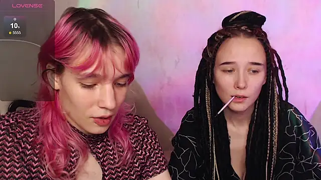 Robin yourss online show from 11-26-25, 03:12